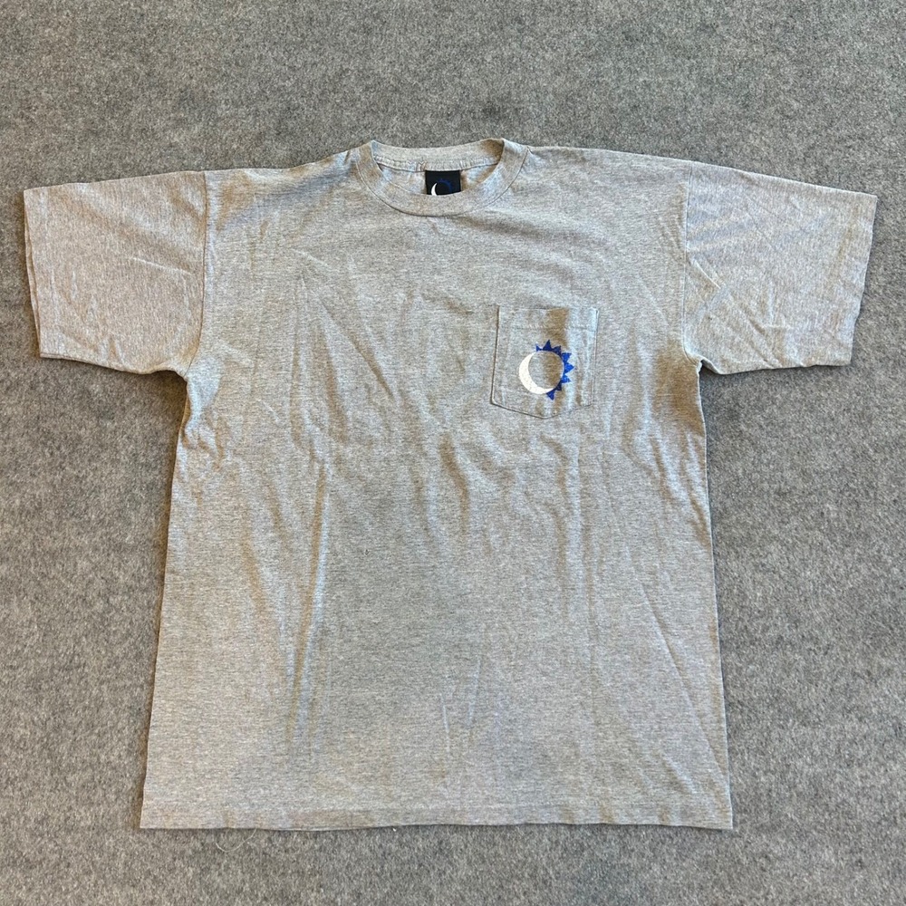 Vintage 90's Marlboro Sun and Moon Pocket‎ T-Shirt